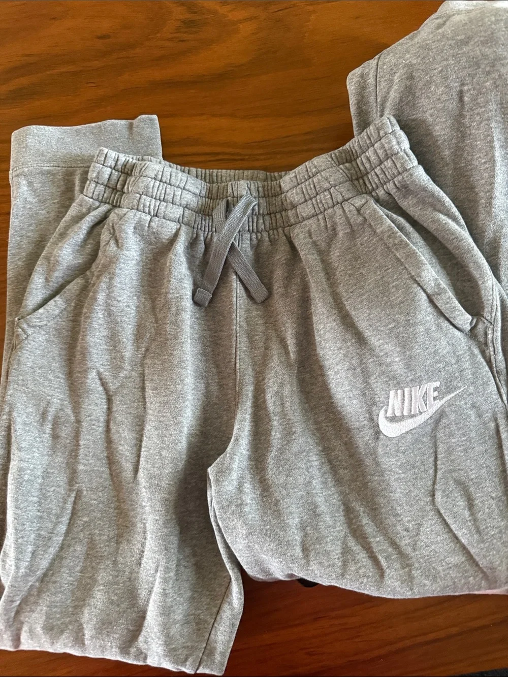Nike/Jordan Kids Gray Fleece Sweatpants - Light Gray